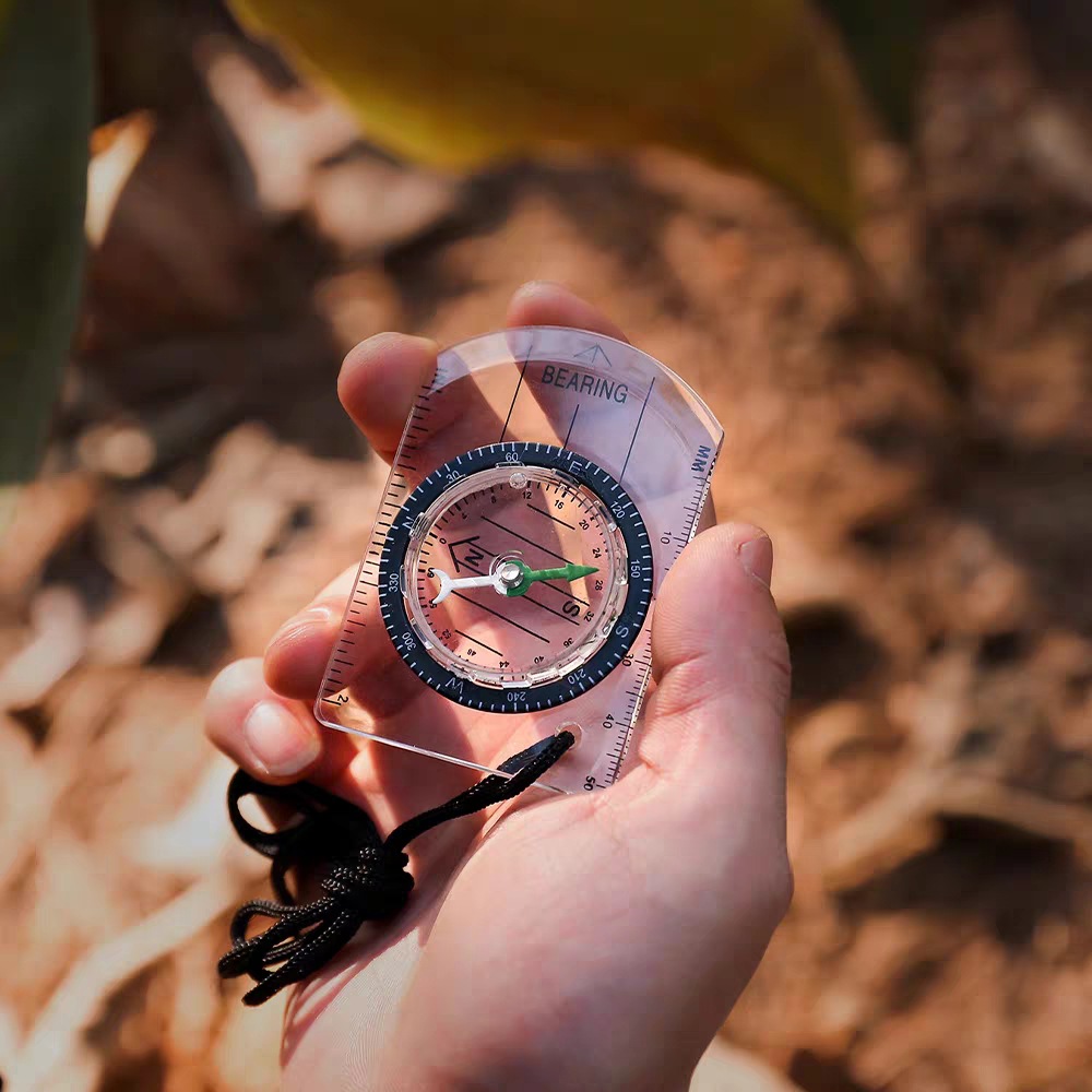 1 Stück neuer Outdoor-Mini-Kom – Compass Keychain Mini Bewertung und Preis